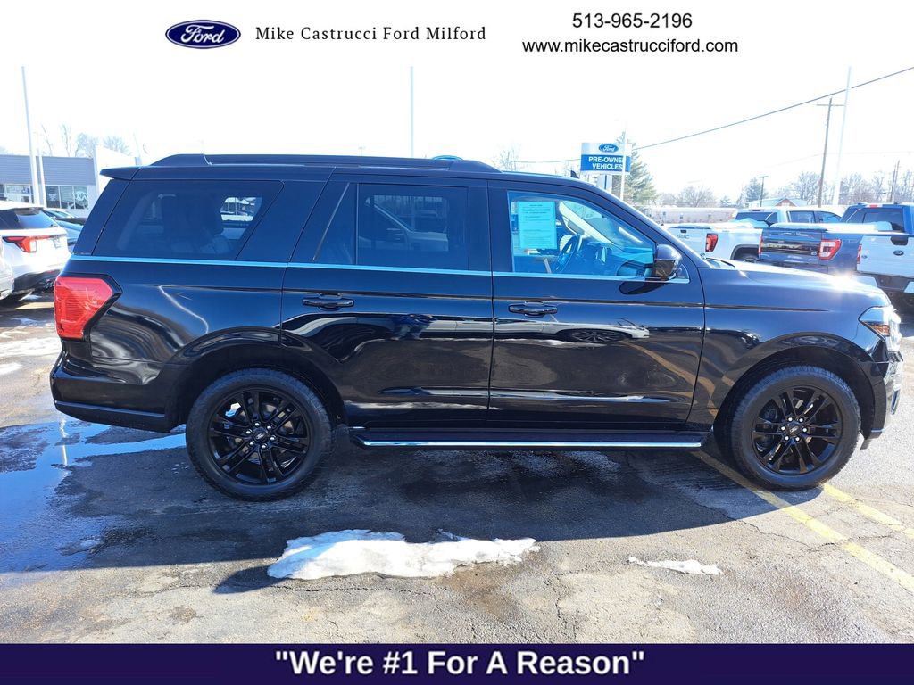 Certified 2023 Ford Expedition XLT image 2