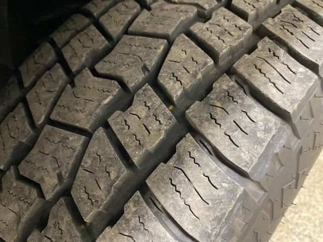Certified 2018 Ford F150 XLT w/ Equipment Group 302A Luxury AWD/4WD image 26