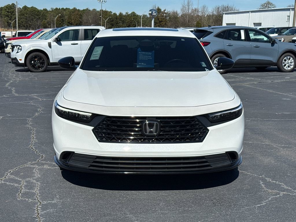 Used 2025 Honda Accord Sport image 2