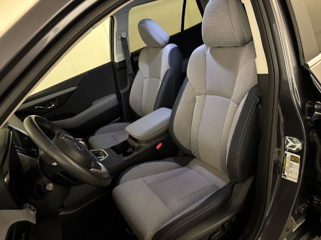 Used 2025 Subaru Outback Premium AWD/4WD image 16