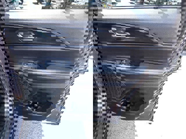 Used 2024 Jeep Grand Cherokee Altitude image 29