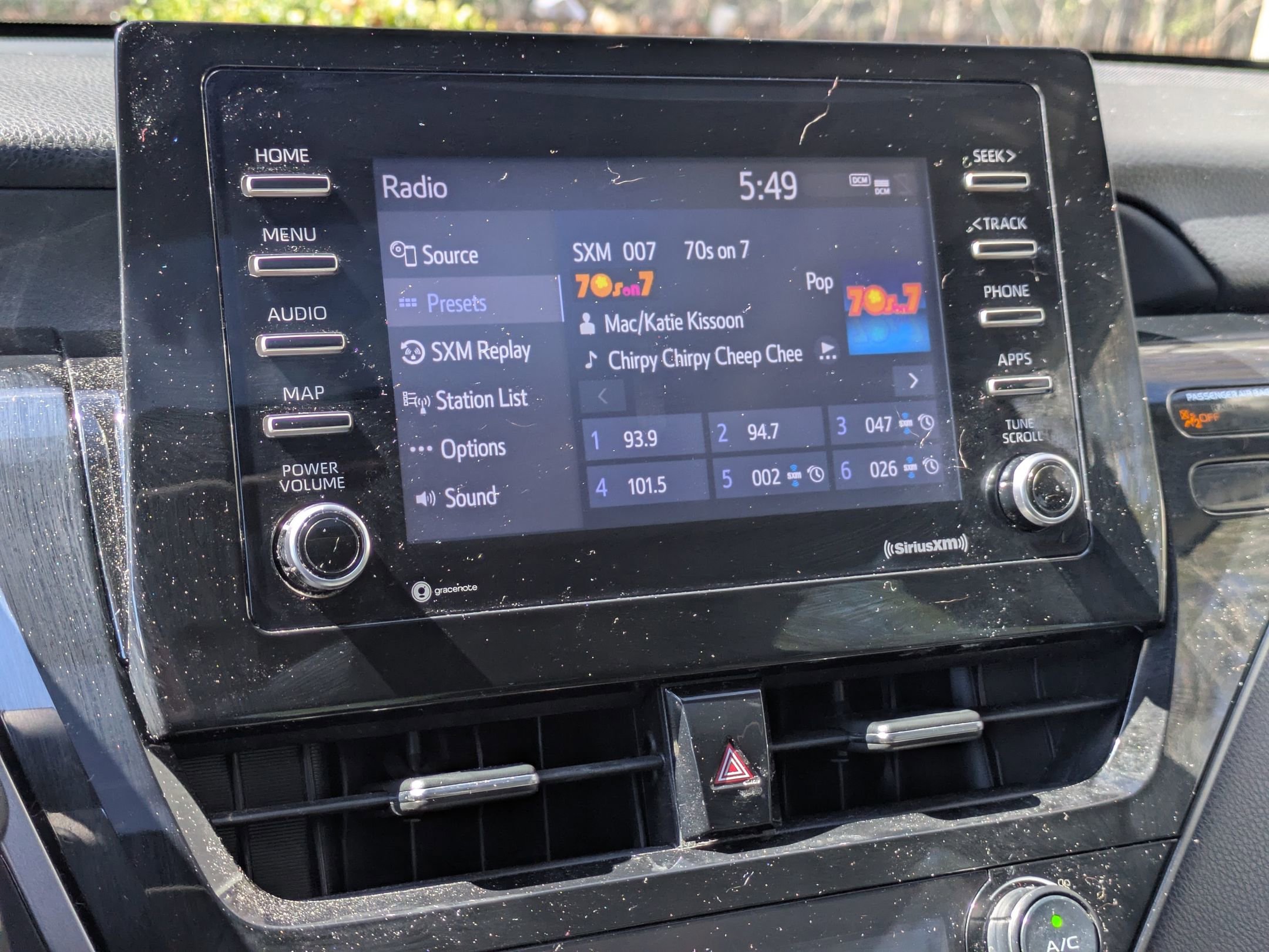 Used 2021 Toyota Camry SE image 19