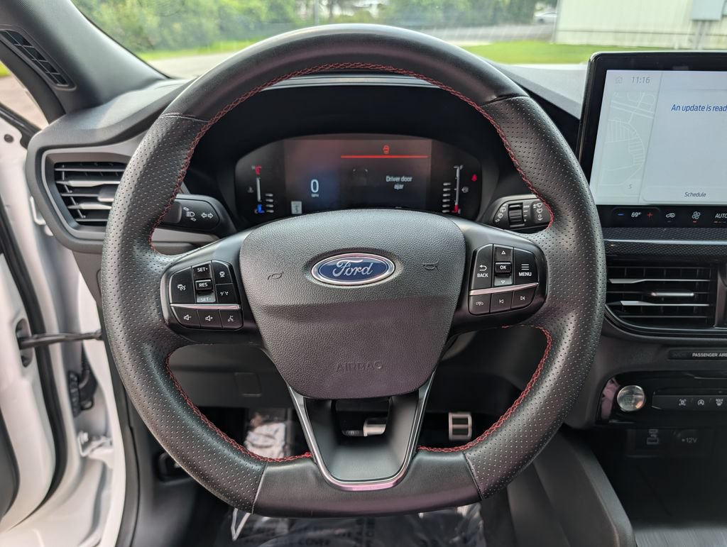 Certified 2023 Ford Escape ST-Line w/ Tech Pack #1 FWD image 6