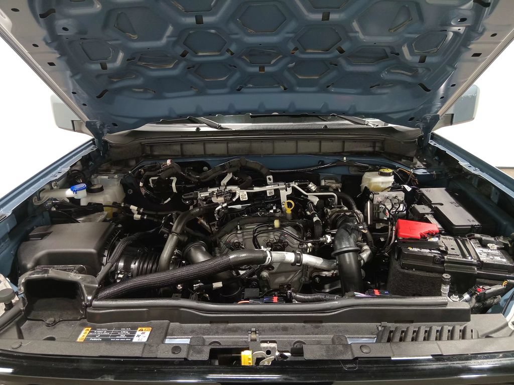 Certified 2025 Ford Bronco Outer Banks AWD/4WD image 11