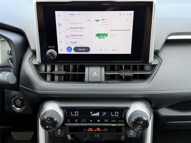 Used 2025 Toyota RAV4 XLE AWD/4WD image 18