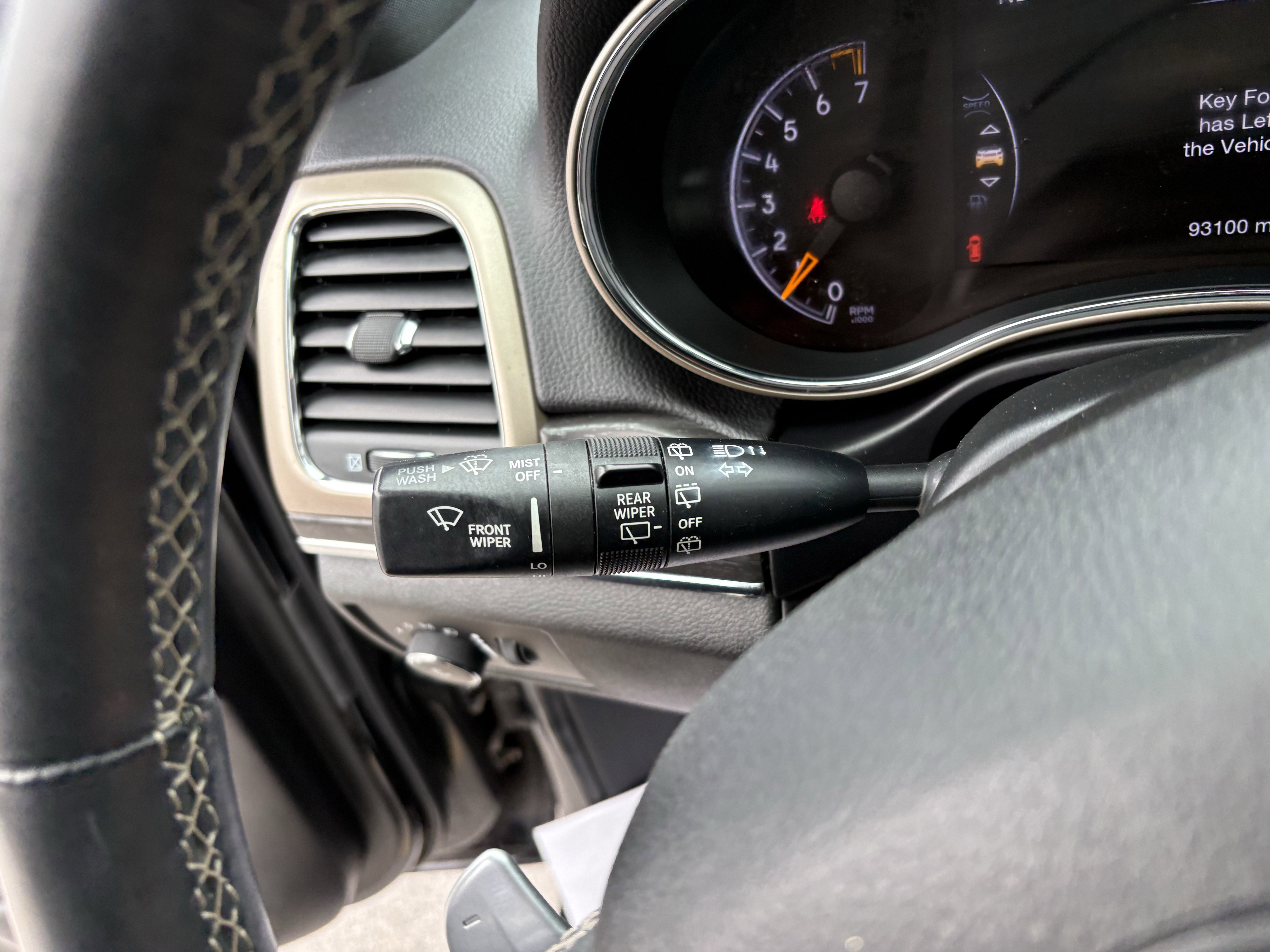 Used 2017 Jeep Grand Cherokee Limited image 30