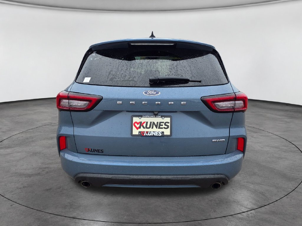 Certified 2024 Ford Escape ST-Line AWD/4WD image 7