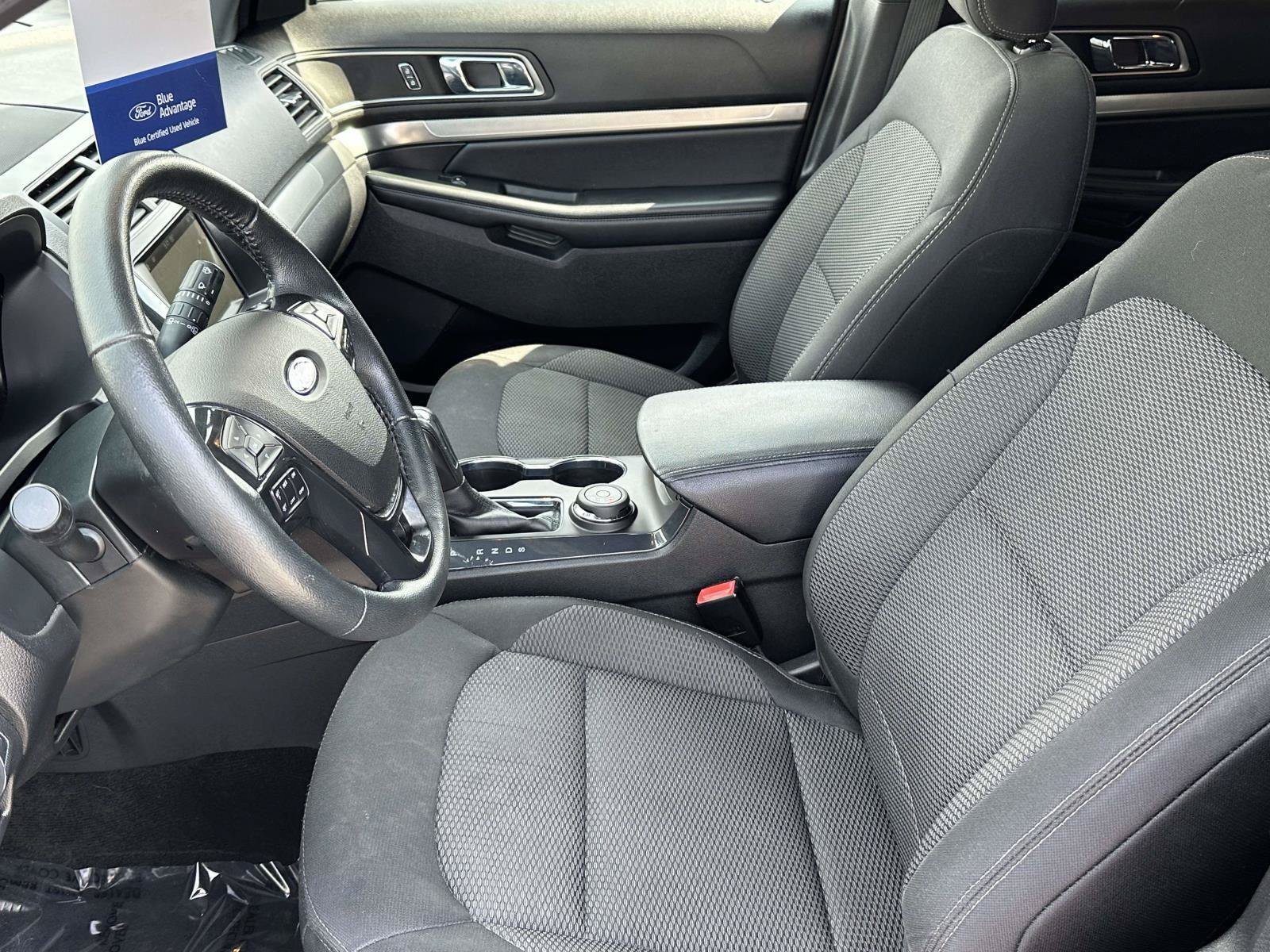 Certified 2018 Ford Explorer XLT w/ Equipment Group 201A AWD/4WD image 16