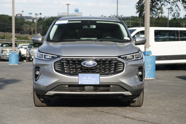 Certified 2023 Ford Escape Platinum AWD/4WD image 8
