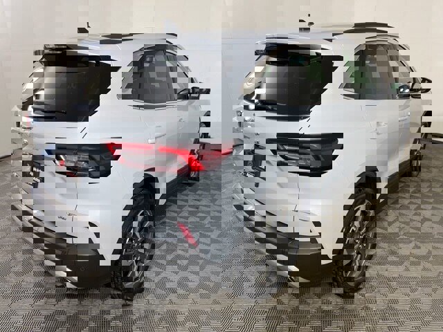 Certified 2025 Ford Escape Platinum image 5