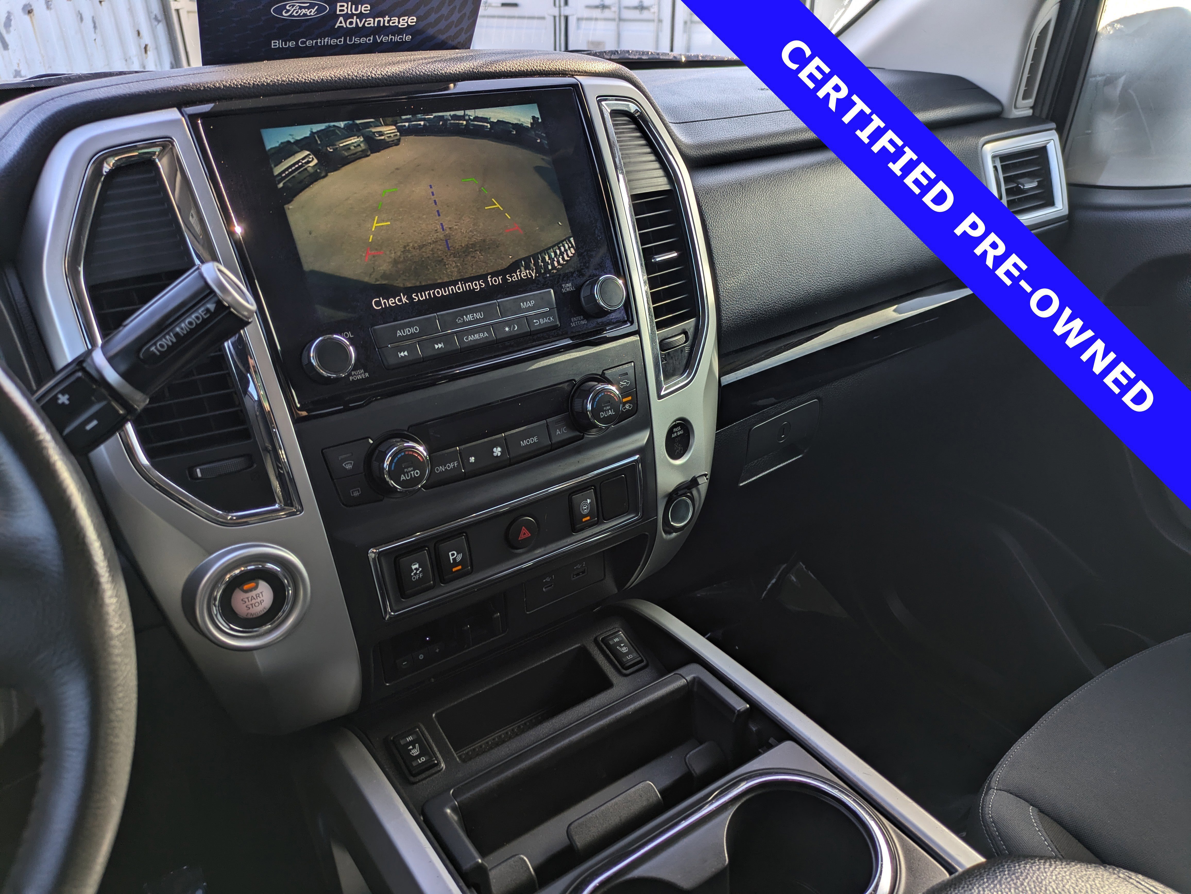 Used 2021 Nissan Titan SV w/ SV Convenience Package image 30