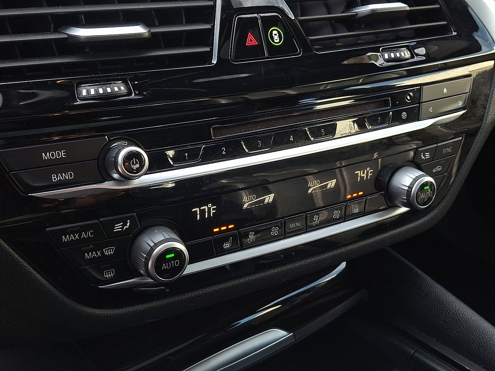 Used 2019 BMW 530i xDrive w/ Convenience Package image 16