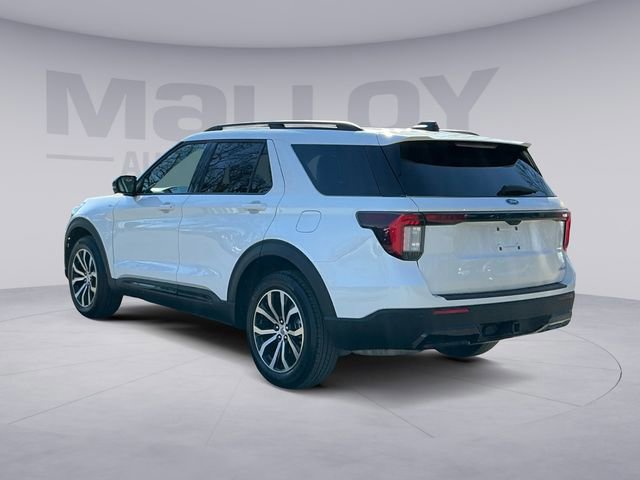 Certified 2025 Ford Explorer ST-Line image 4