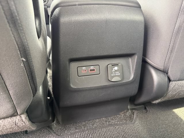 Used 2022 Nissan Frontier SV w/ Technology Package AWD/4WD image 17