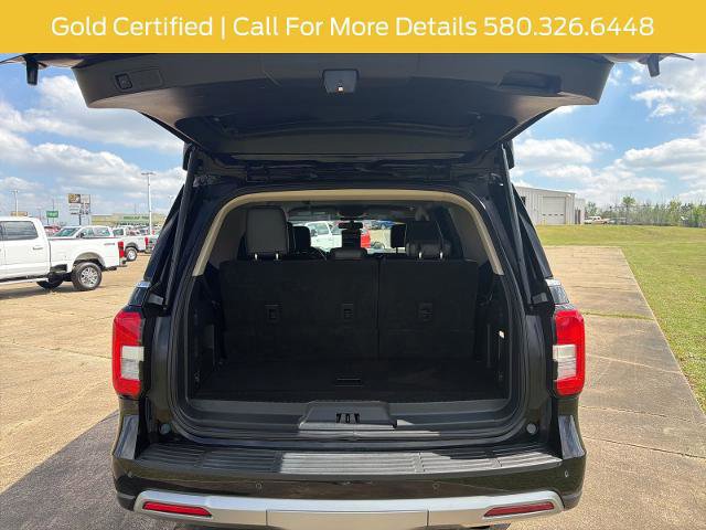 Certified 2024 Ford Expedition XLT RWD image 14