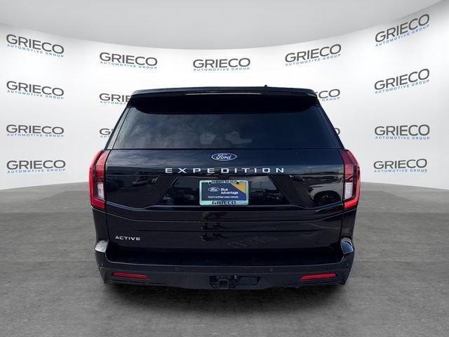 Certified 2025 Ford Expedition Active RWD image 6