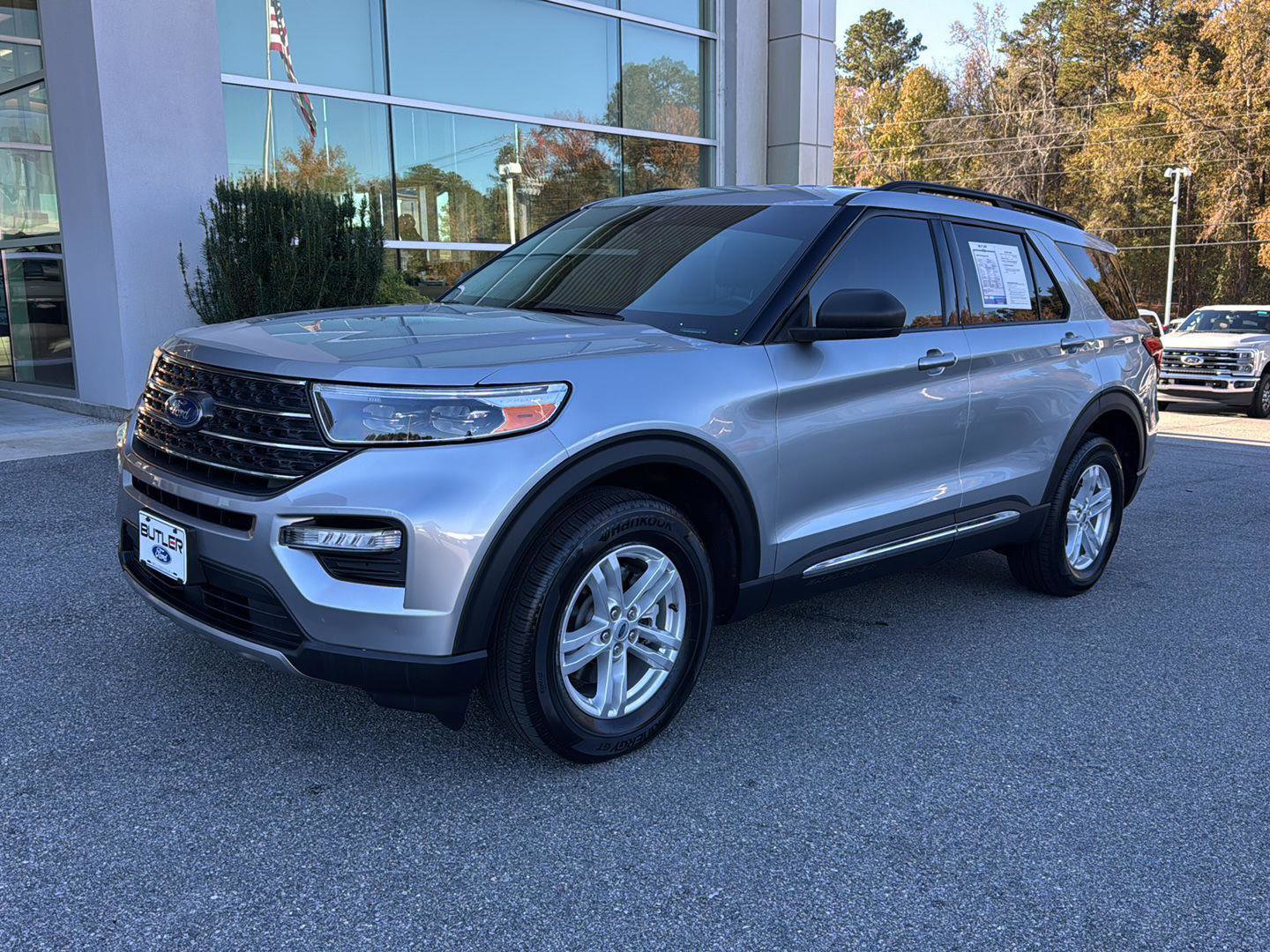 Certified 2023 Ford Explorer XLT w/ Equipment Group 202A