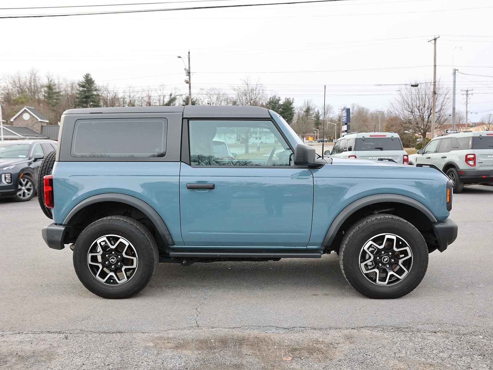 Certified 2023 Ford Bronco 2-Door image 2