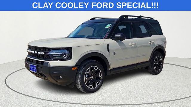 Certified 2025 Ford Bronco Sport Outer Banks w/ Outer Banks Tech Package+ AWD/4WD image 8