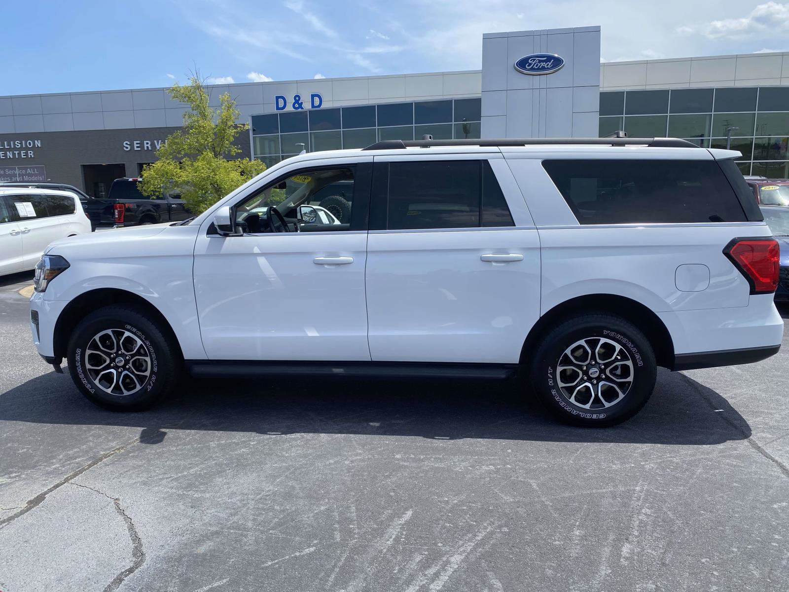 Certified 2024 Ford Expedition Max XLT AWD/4WD image 4