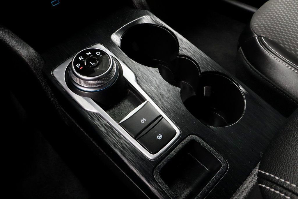 Certified 2023 Ford Escape SE image 31