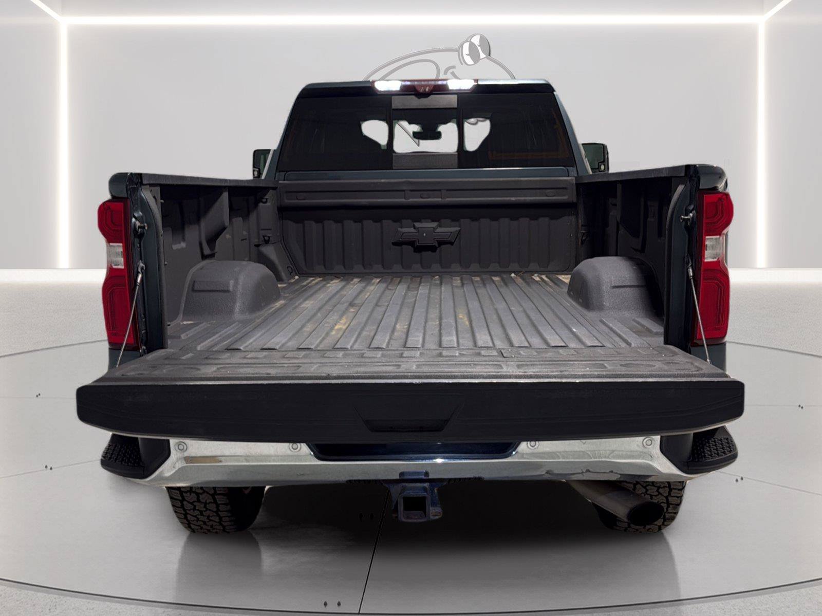 Used 2020 Chevrolet Silverado 3500 LTZ w/ LTZ Premium Package AWD/4WD image 11