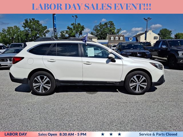 Used 2018 Subaru Outback 2.5i Limited AWD/4WD image 12