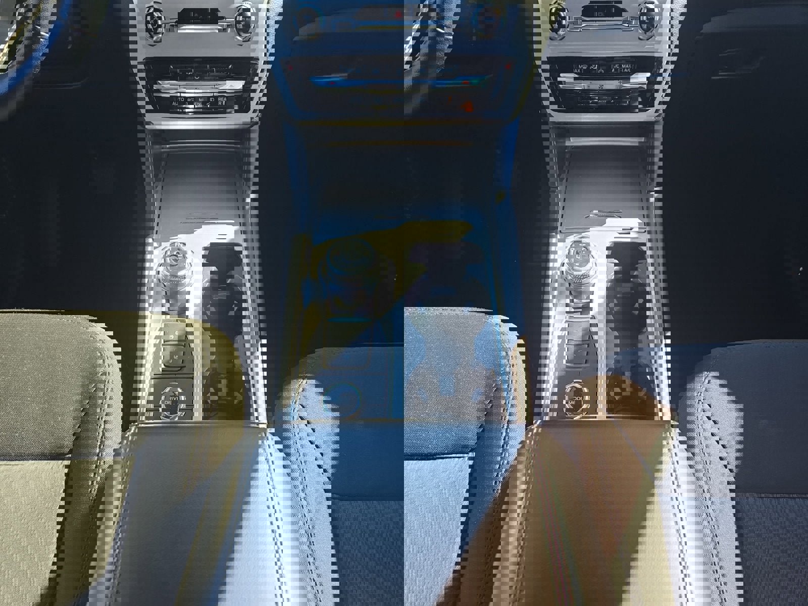 Certified 2022 Ford Explorer XLT image 21