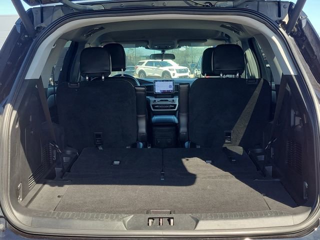 Certified 2023 Ford Explorer XLT w/ Equipment Group 202A image 8