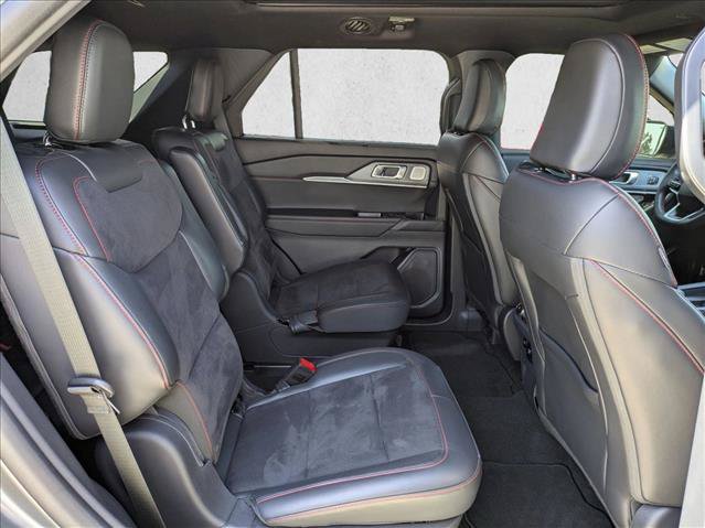 Certified 2025 Ford Explorer ST AWD/4WD image 22