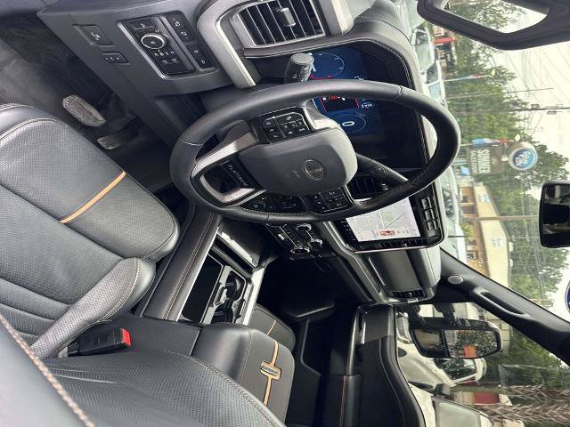 Certified 2024 Ford F450 Platinum w/ FX4 Off-Road Package AWD/4WD image 18
