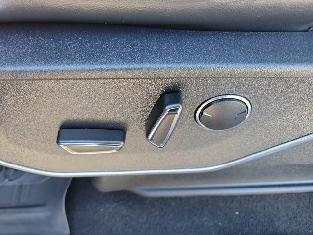 Certified 2022 Ford F150 Raptor w/ Equipment Group 801A High image 23