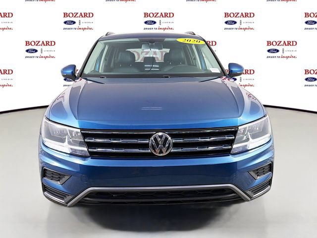 Used 2020 Volkswagen Tiguan SE AWD/4WD image 2