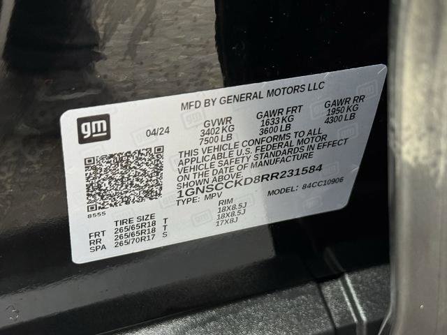 Used 2024 Chevrolet Suburban LT image 12