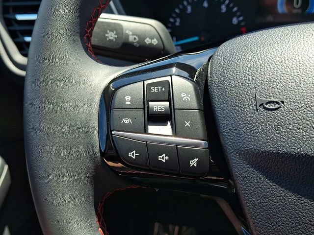 Certified 2022 Ford Escape SEL w/ SEL Stealth AWD Package image 21