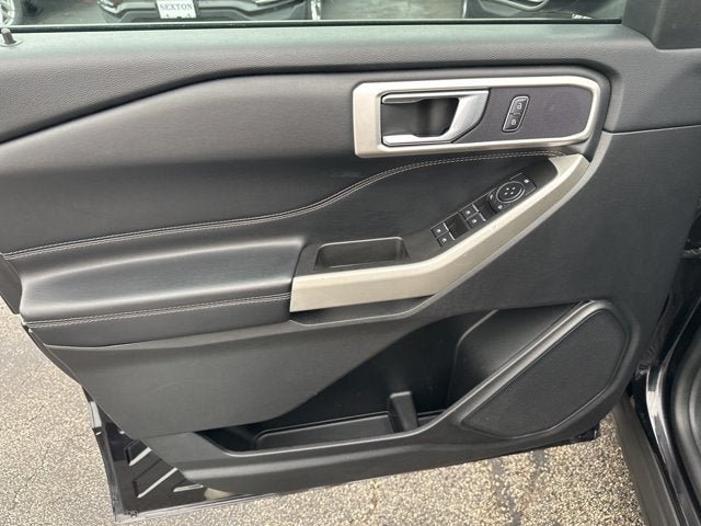 Certified 2022 Ford Explorer XLT AWD/4WD image 13