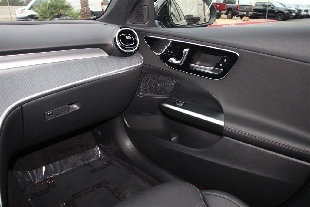 Used 2024 Mercedes-Benz C 300 Sedan image 18