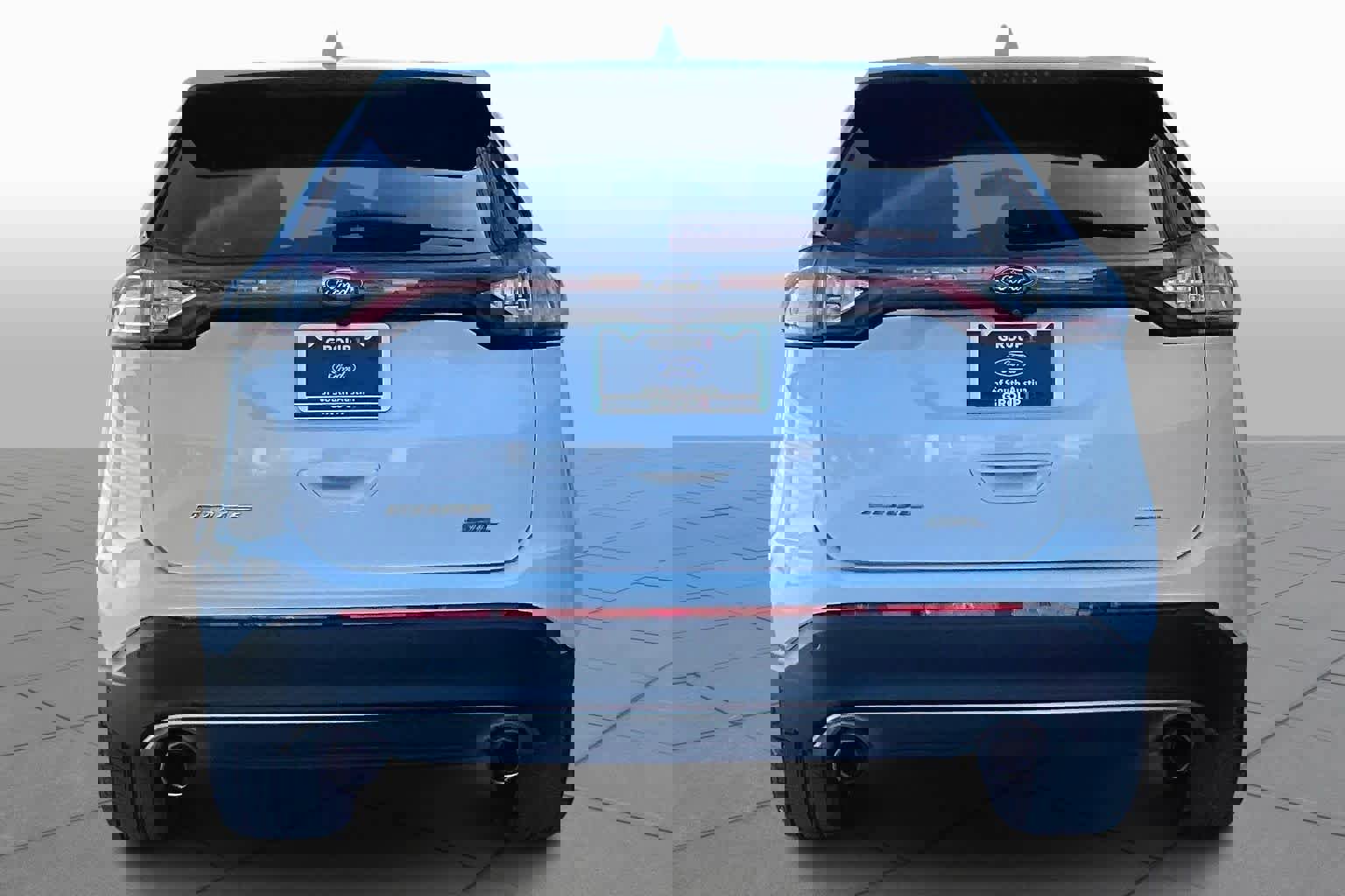 Certified 2018 Ford Edge SEL w/ Equipment Group 201A image 2