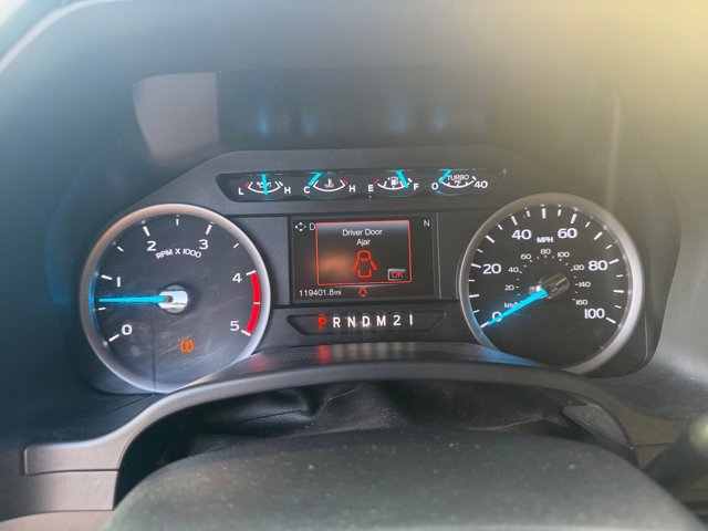 Certified 2019 Ford F350 XLT w/ XLT Premium Package image 11