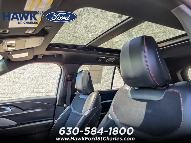 Certified 2025 Ford Explorer ST w/ Sun And Sound Package AWD/4WD image 9