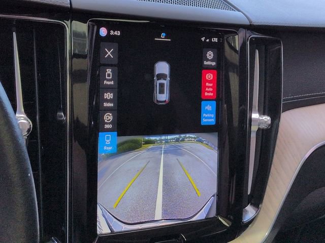 Used 2022 Volvo XC60 B5 Inscription w/ Advanced Package image 21