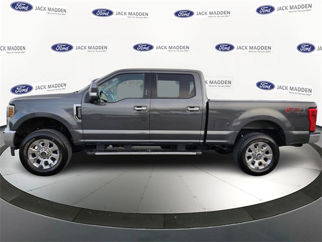 Certified 2019 Ford F250 Lariat w/ Chrome Package image 2