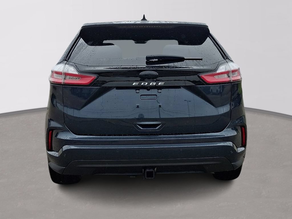 Certified 2023 Ford Edge ST-Line w/ Class II Trailer Tow Package AWD/4WD image 5