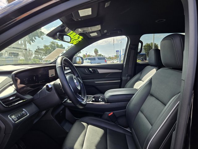 Used 2025 Buick Enclave Preferred FWD image 26