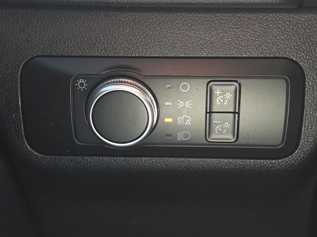Certified 2020 Ford Escape SE FWD image 28