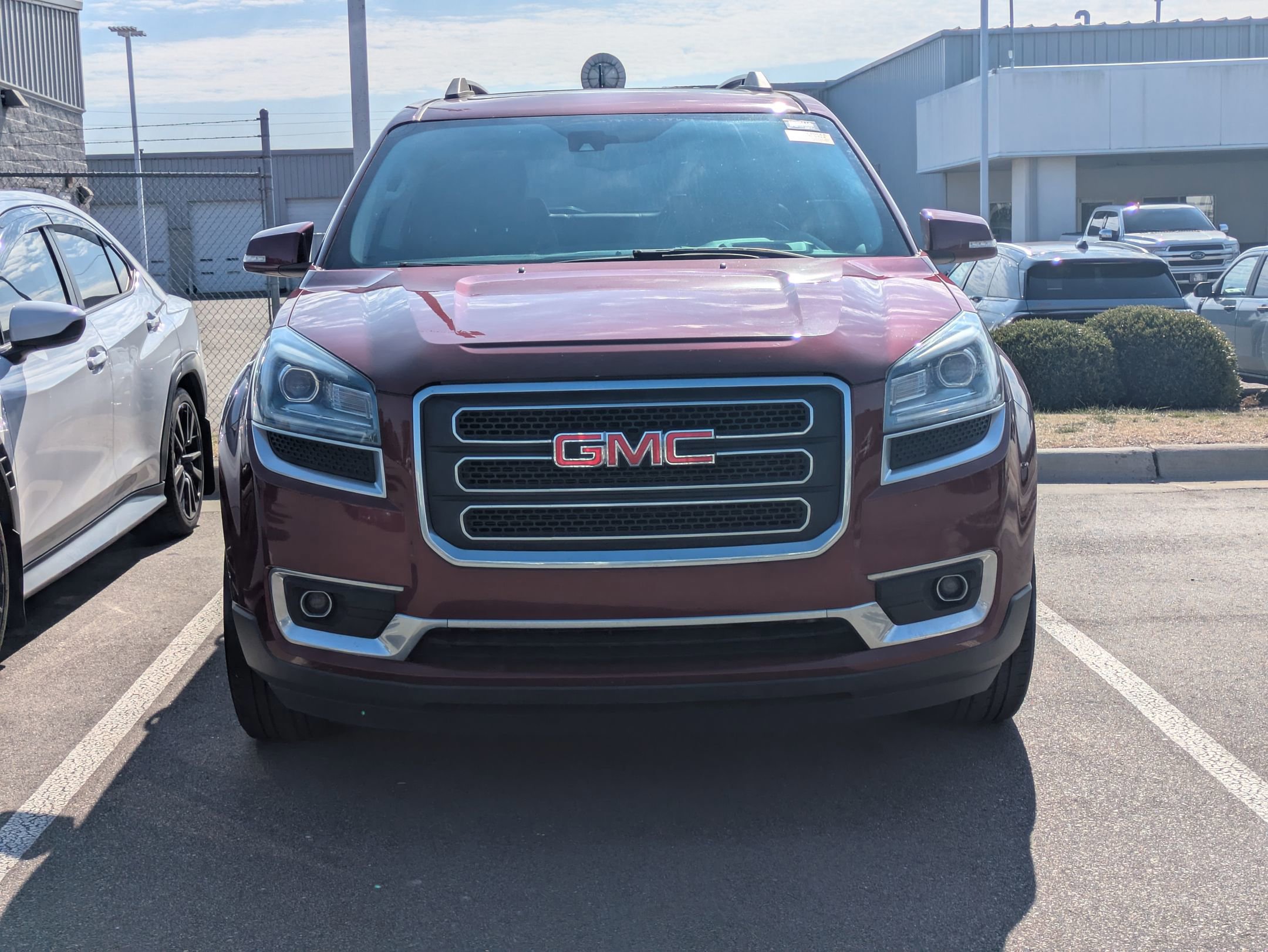 Used 2017 GMC Acadia Limited SLT image 4