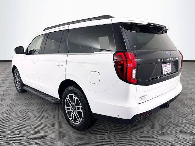 Certified 2025 Ford Expedition Active AWD/4WD image 5