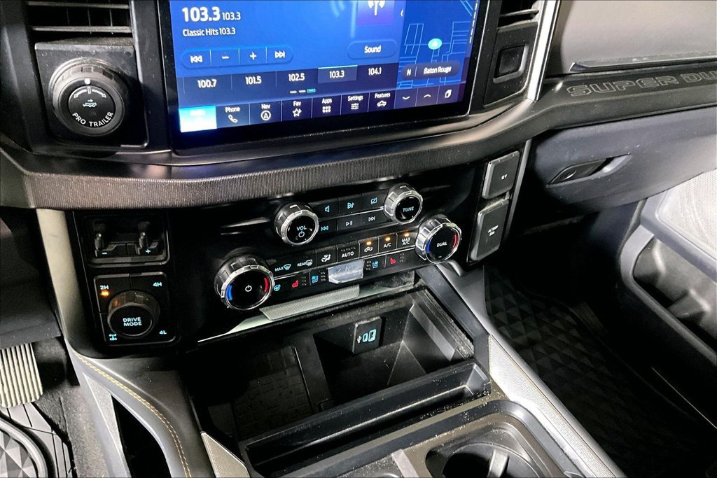 Certified 2024 Ford F250 Platinum AWD/4WD image 21