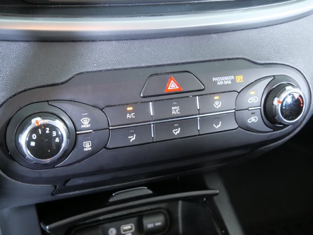 Used 2020 Kia Sorento AWD V6 image 25