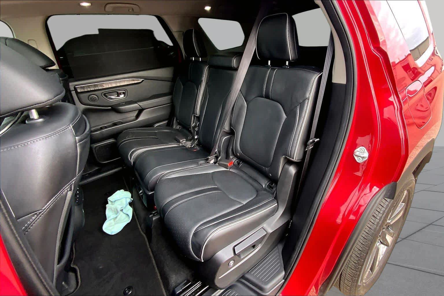 Used 2023 Honda Pilot Elite image 21